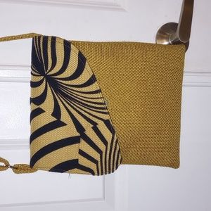 NWOT burlap purse with geometric pattern